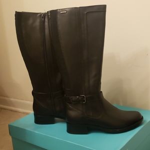 Waterproof calf boots